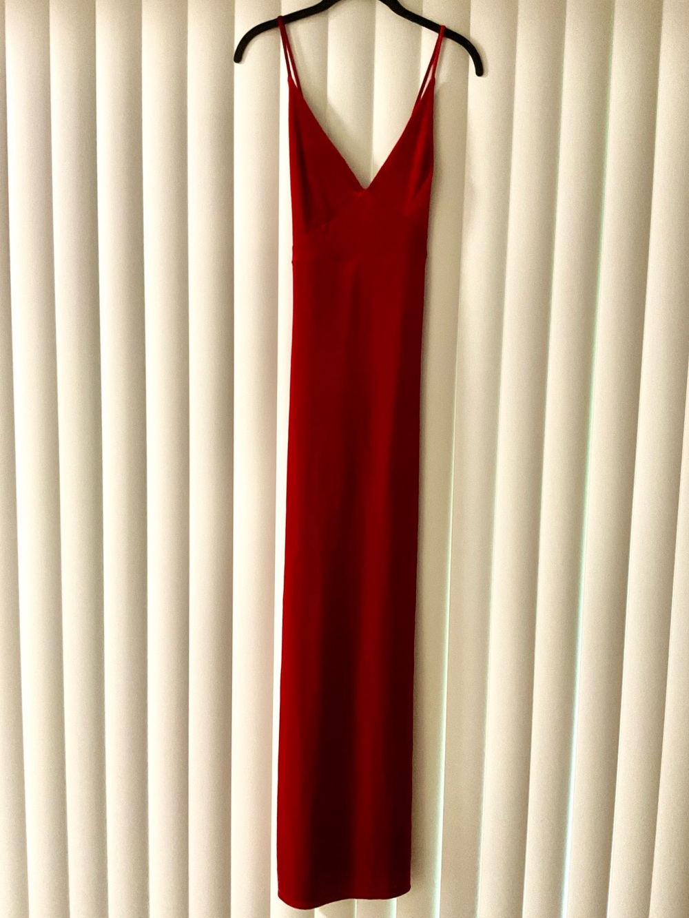 Fashion Nova Angelique Fire Engine Red Velour Gown size L